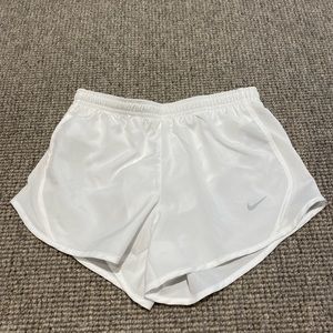 Nike White Shorts Size Kids Small